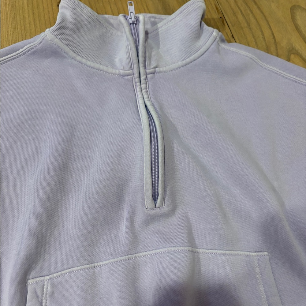 Abercrombie & Fitch Women’s  Lavender Zip-Up Cropped Sweatshirt